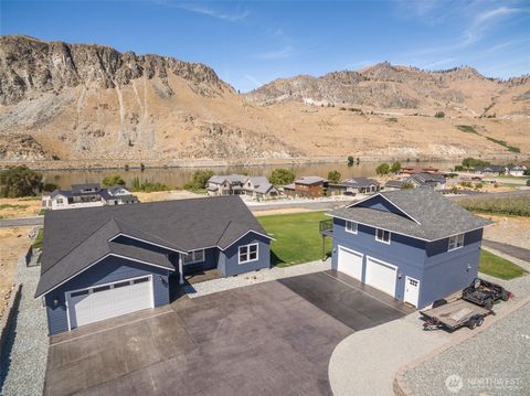 Photo of 15 E Shore Court, Orondo, WA 98843 (MLS # 2422553)