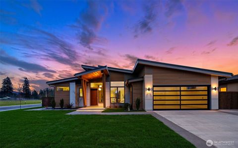 3119 Heron Street Woodland WA 98674