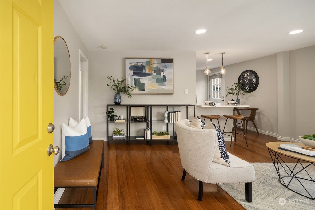 Photo of 11332 12th Avenue NE, Seattle, WA 98125 (MLS # 2155077)