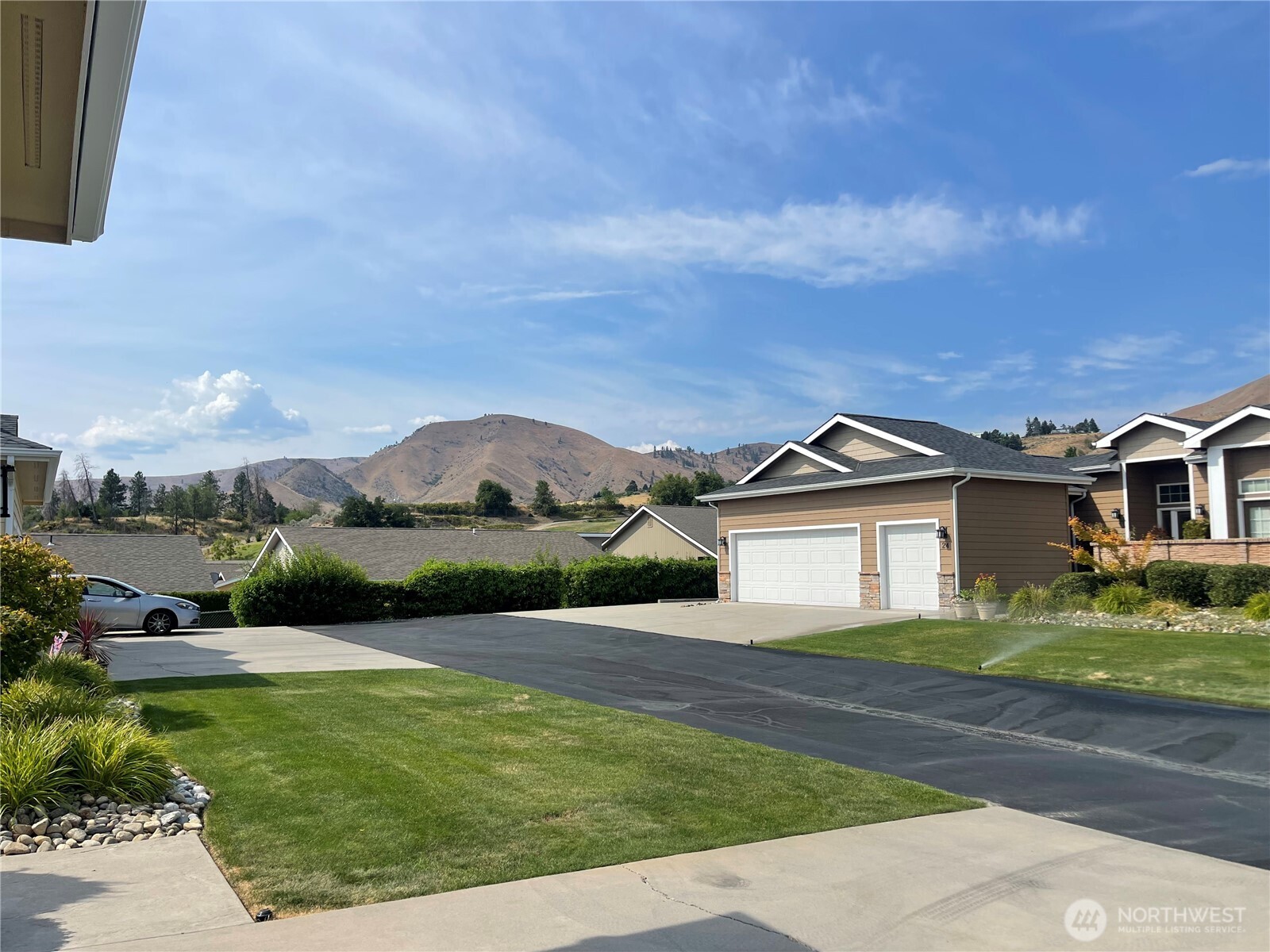 1845 Maple Street 26