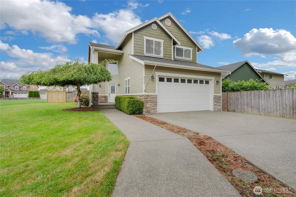Photo of 4721 205th Street Ct E, Spanaway, WA 98387 (MLS # 2530709)