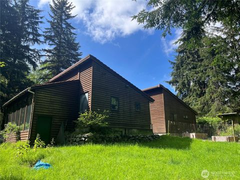 Photo of 4291 Junco Road, Greenbank, WA 98253 (MLS # 2520832)