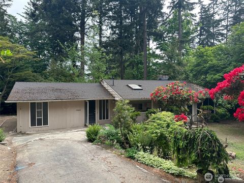 Photo of 10428 SE 19th Street, Bellevue, WA 98004 (MLS # 2481195)