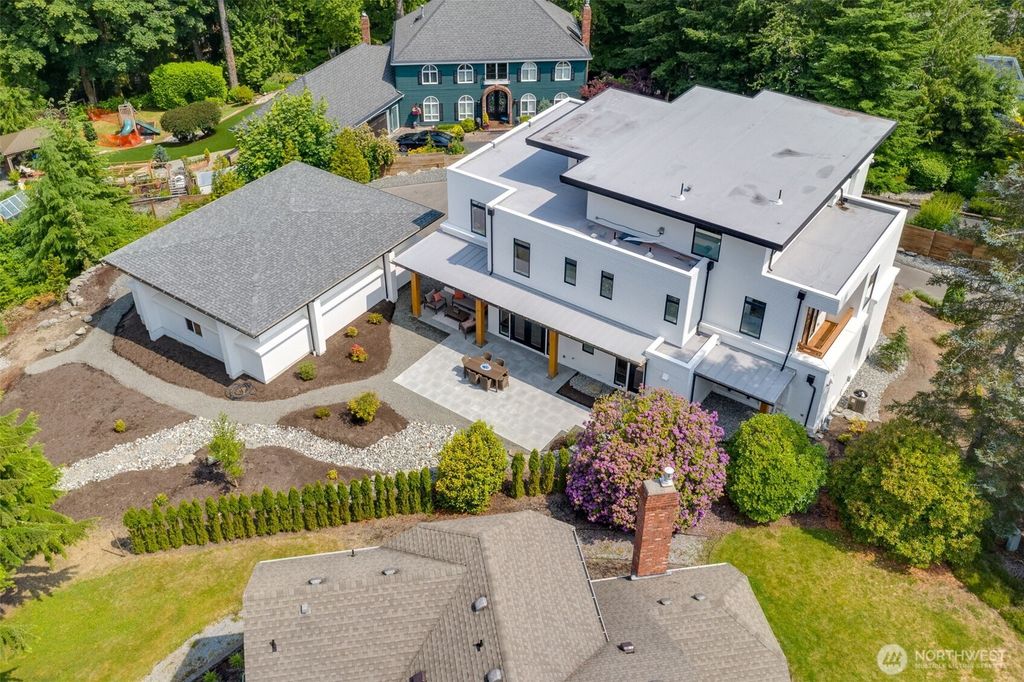 Photo of 2115 Squak Mountain Loop SW, Issaquah, WA 98027 (MLS # 2424270)