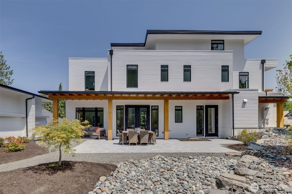 Photo of 2115 Squak Mountain Loop SW, Issaquah, WA 98027 (MLS # 2424270)