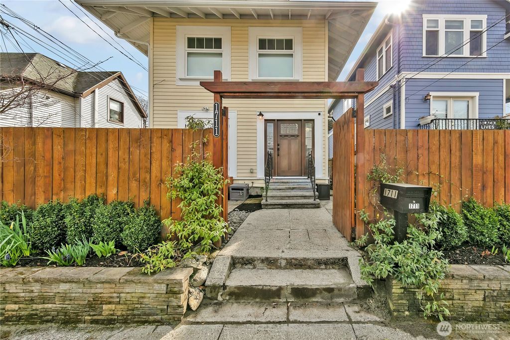Photo of 1711 E Marion Street, Seattle, WA 98122 (MLS # 2347387)