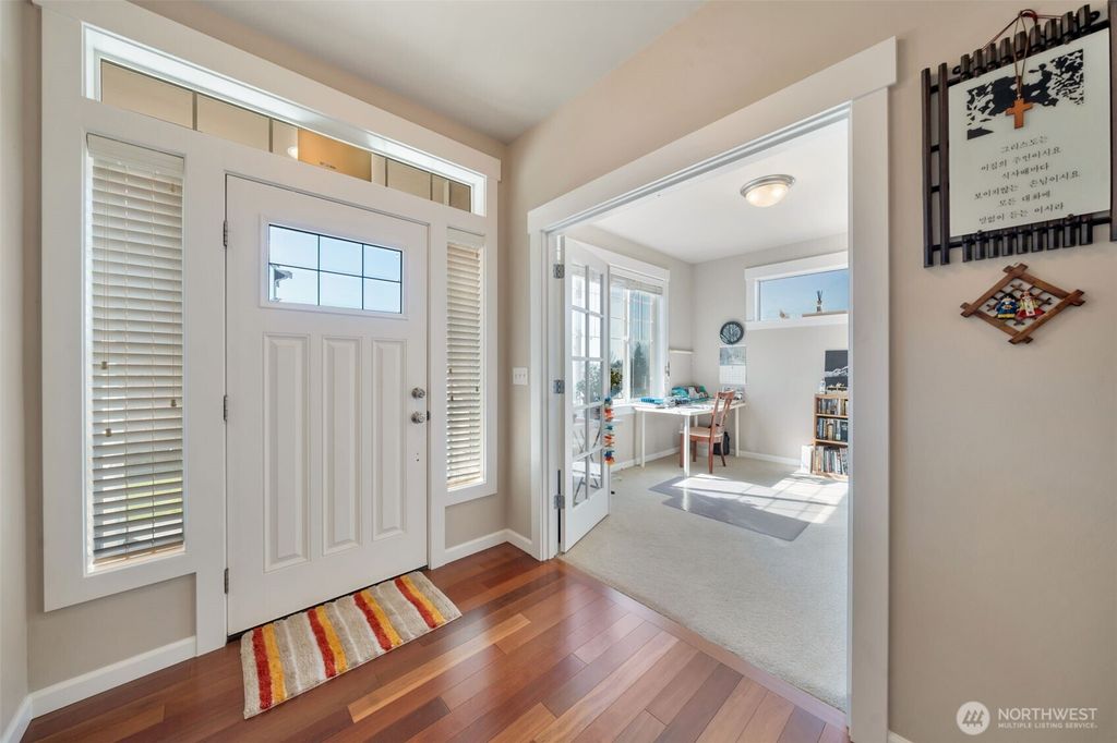 Photo of 37519 32nd Place S, Auburn, WA 98001 (MLS # 2498940)