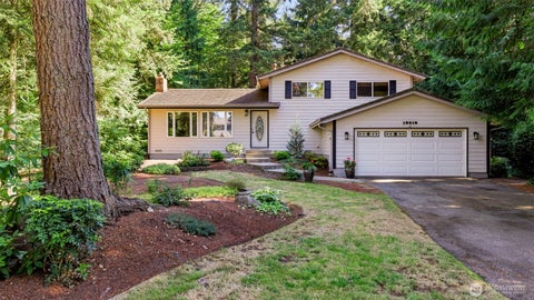 Photo of 16516 SE 254th Place, Covington, WA 98042 (MLS # 2579219)