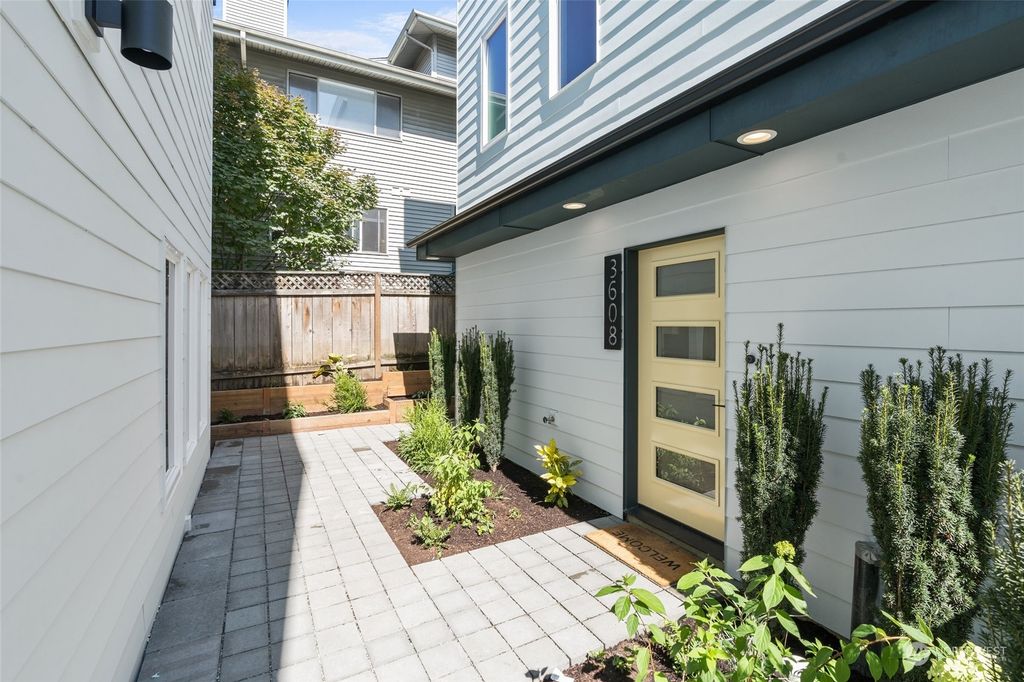 Photo of 3608 Linden Avenue N, Seattle, WA 98103 (MLS # 2146430)