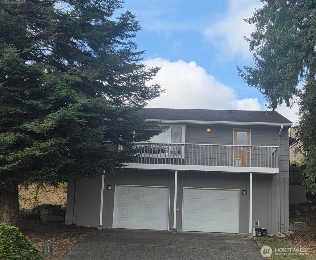 Photo of 4738 Rucker Avenue, Everett, WA 98203 (MLS # 2440256)