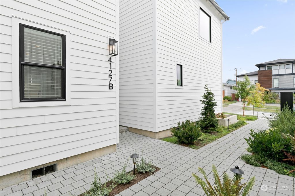 Photo of 4127 40th Avenue SW #B, Seattle, WA 98116 (MLS # 2293541)