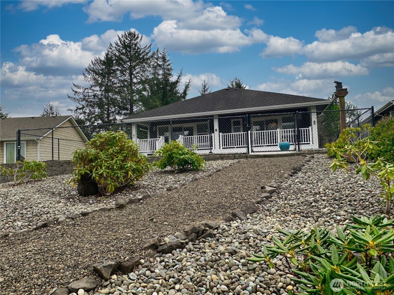 248 Chaparral Street SE