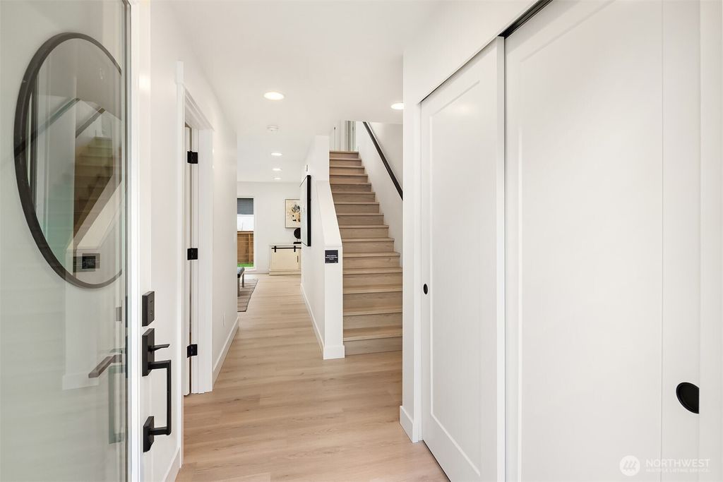 Photo of 13548 39th Avenue NE, Seattle, WA 98125 (MLS # 2490852)