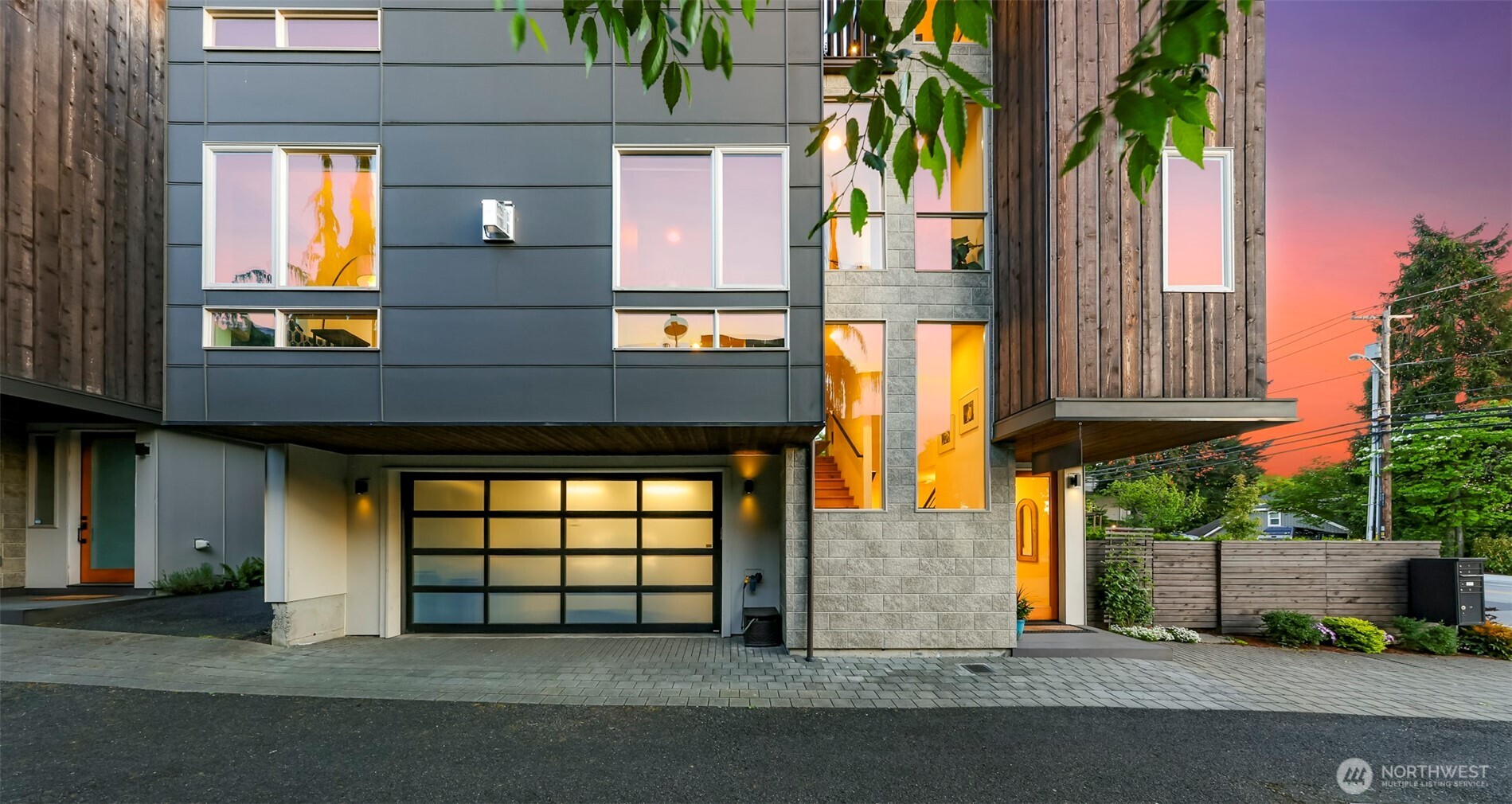 30 6th Street