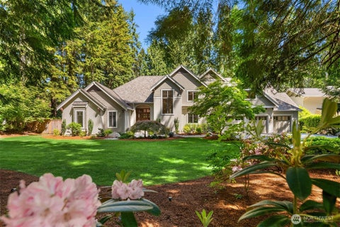Photo of 13266 NE 47th Street, Bellevue, WA 98005 (MLS # 2559521)