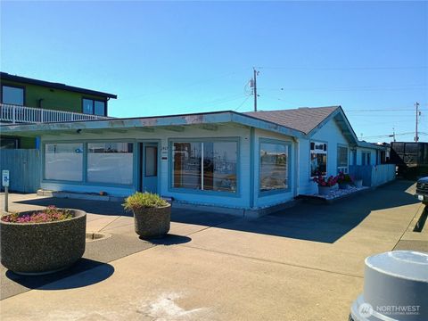 Photo of 2467 Westhaven Drive, Westport, WA 98595 (MLS # 2420188)