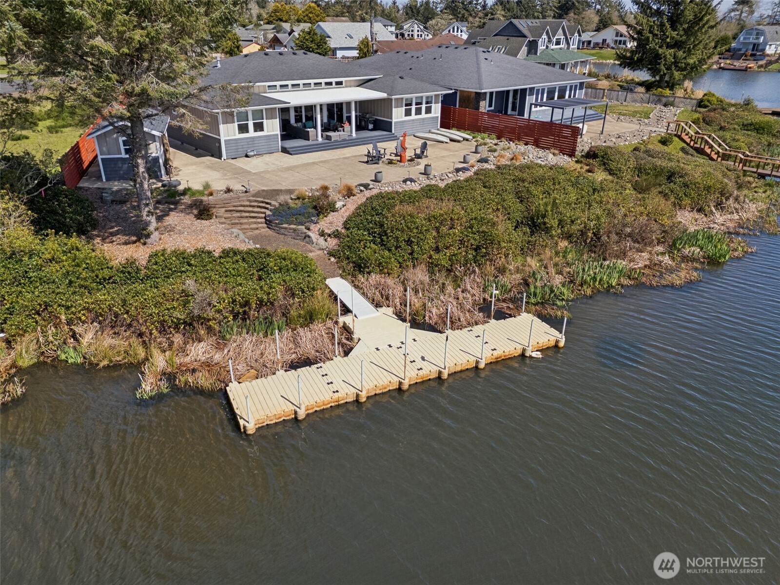 399 Eagle Nest Court SE