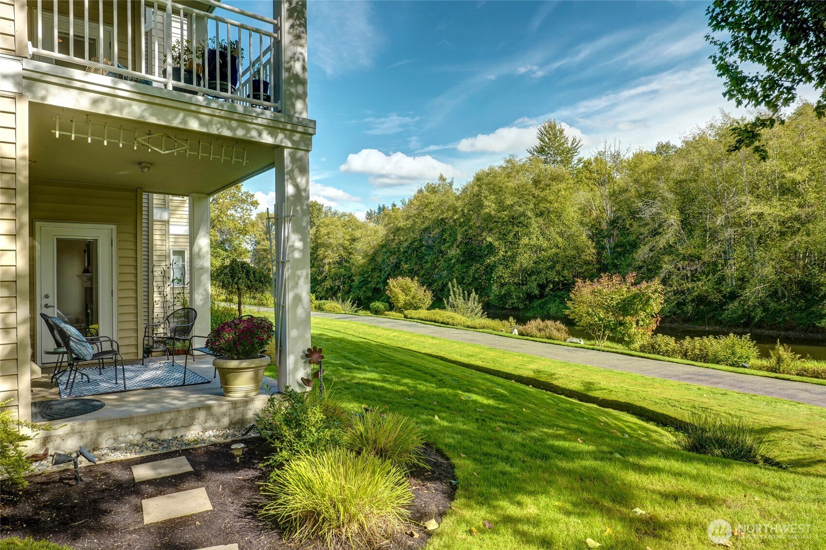 17432 Bothell Way NE B-106