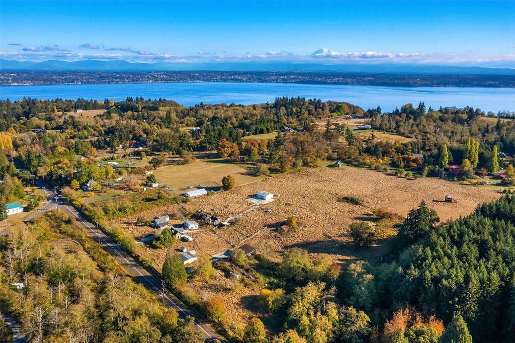 Photo of 6113 SW 240th Street, Vashon, WA 98070 (MLS # 2594911)