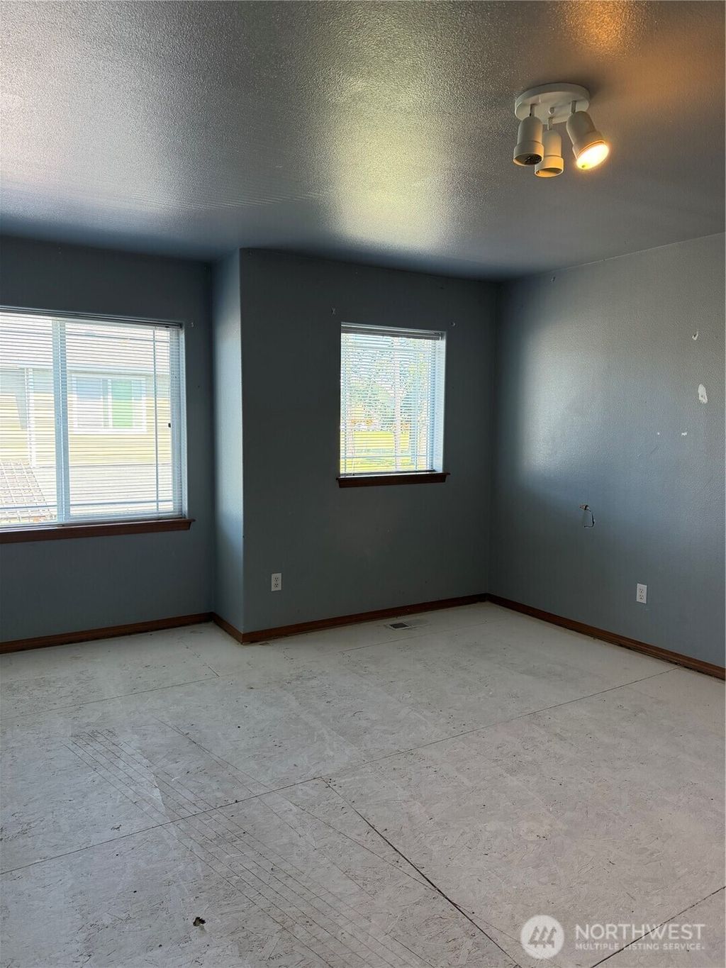 Photo of 20605 74th Avenue E, Spanaway, WA 98387 (MLS # 2516959)