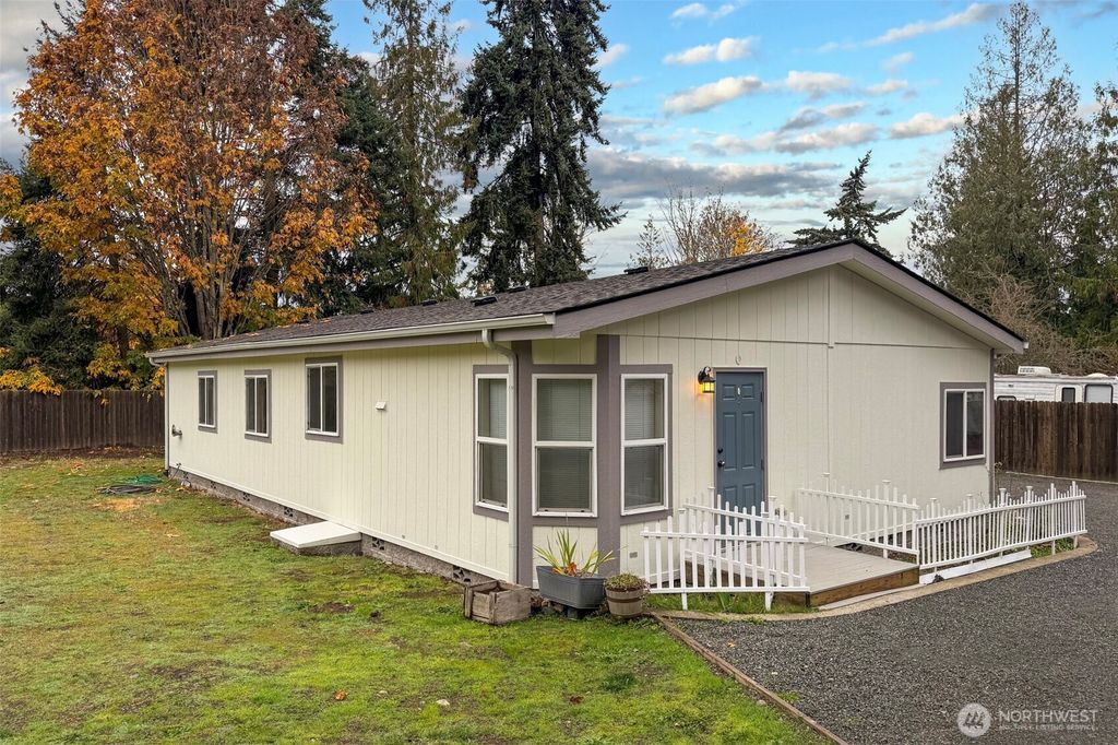 Photo of 2826 E Myrtle Street, Port Angeles, WA 98362 (MLS # 2451568)