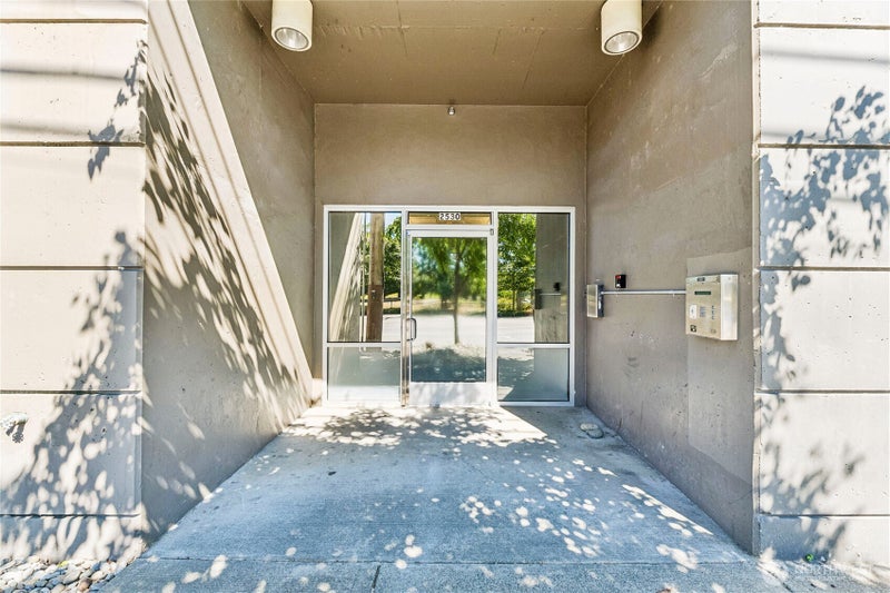 2530 15th Avenue W 401
