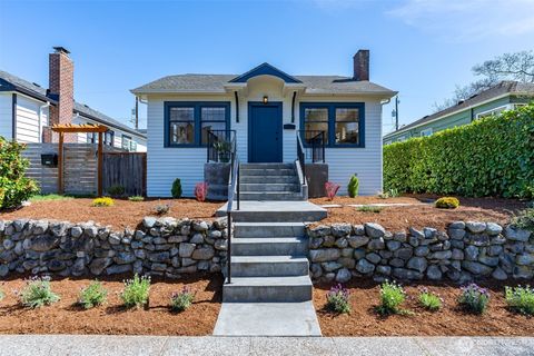 Photo of 7534 Jones Avenue NW, Seattle, WA 98117 (MLS # 2507816)