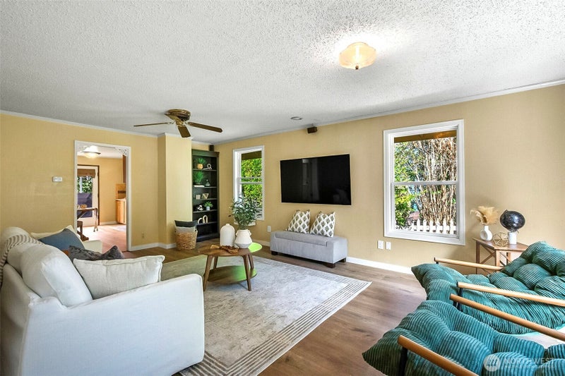 326 Avenue I