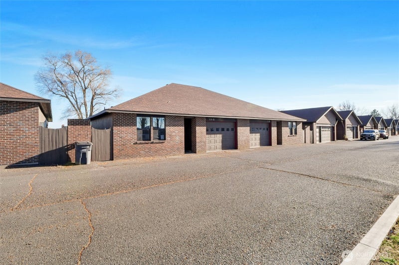 1315 NE Nanto Road A&B