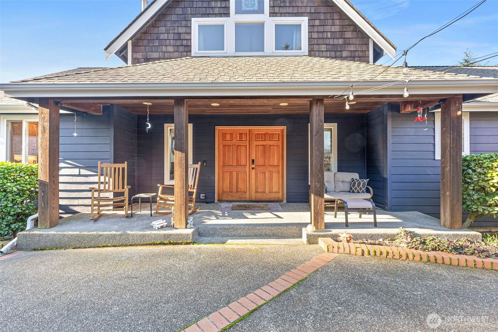 Photo of 10207 Melody Lane SW, Lakewood, WA 98498 (MLS # 2470863)