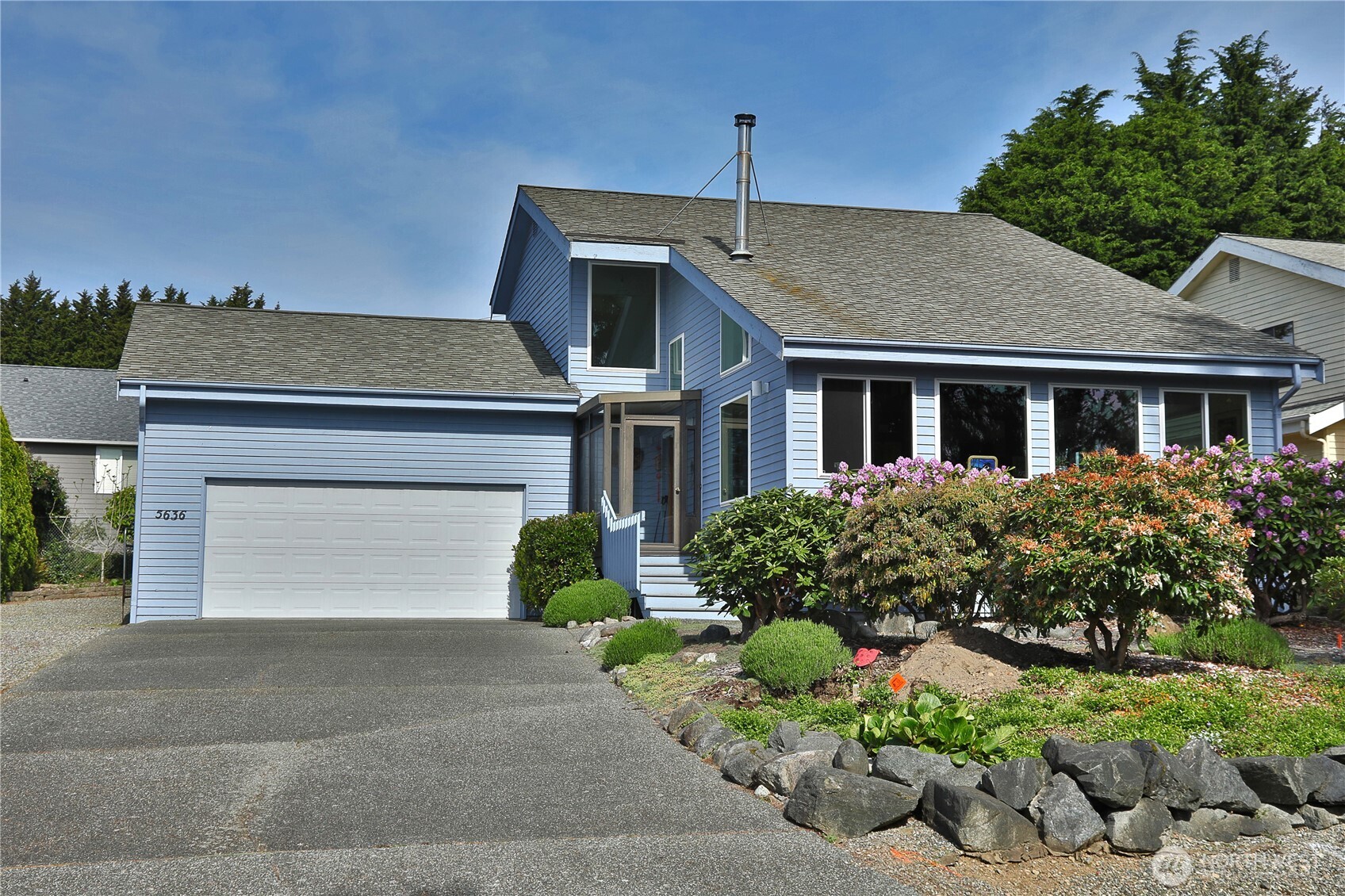 5636 Lenz Place