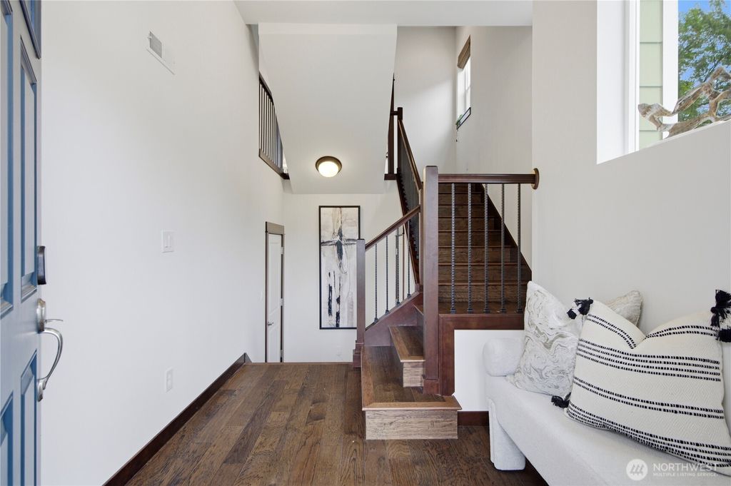 Photo of 8400 169th Place NE #102, Redmond, WA 98052 (MLS # 2520839)