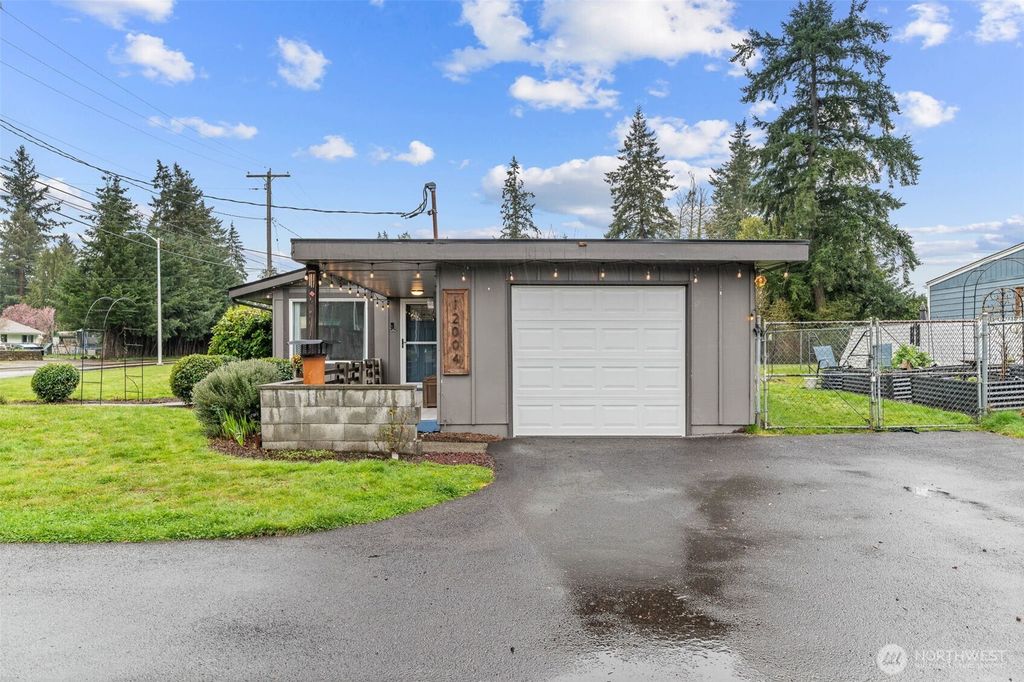 Photo of 12004 Lake City Boulevard SW, Lakewood, WA 98498 (MLS # 2501813)