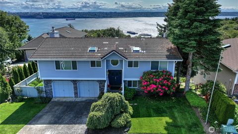 4329 Cliff Side Drive NE Tacoma WA 98422