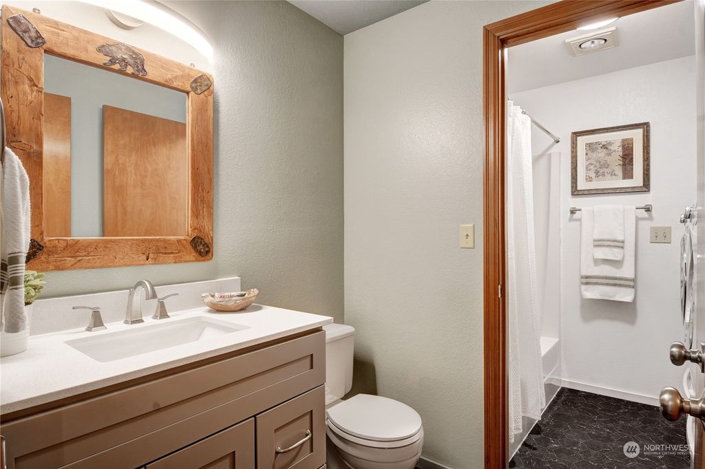 listing image 9365433531331137996
