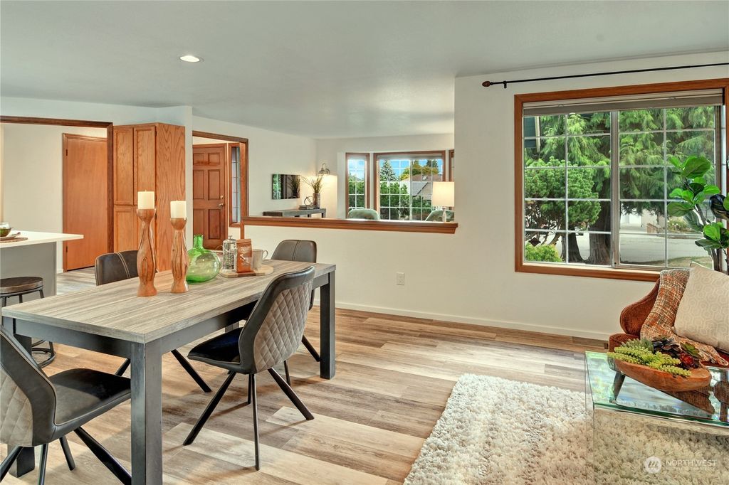listing image 9364663468638269302