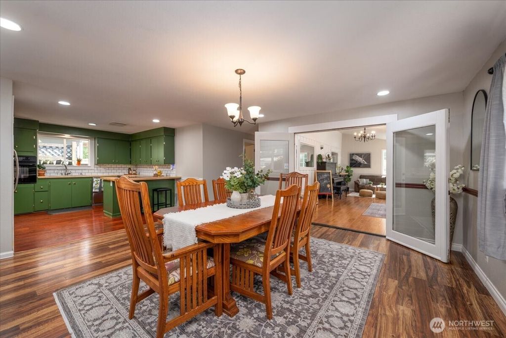 Photo of 1028 135th St SW Unit #29 St, Everett, WA 98204 (MLS # 2433871)