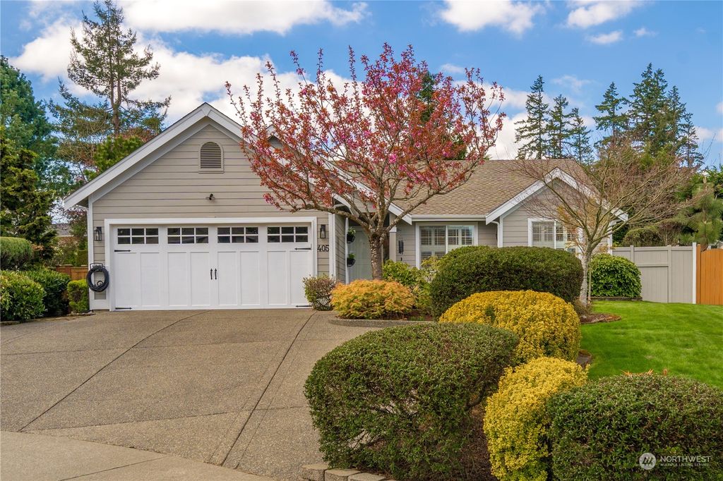 Photo of 405 25th Avenue Pl, Milton, WA 98354 (MLS # 2057583)