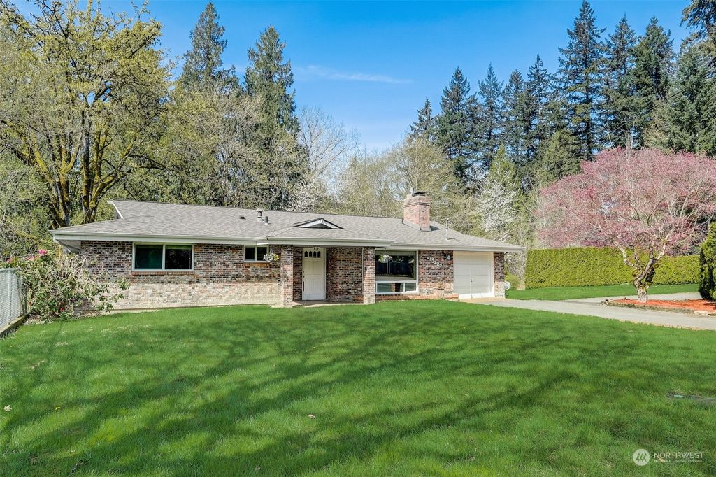 Photo of 13227 Lake Kathleen Road SE, Renton, WA 98059 (MLS # 2221526)