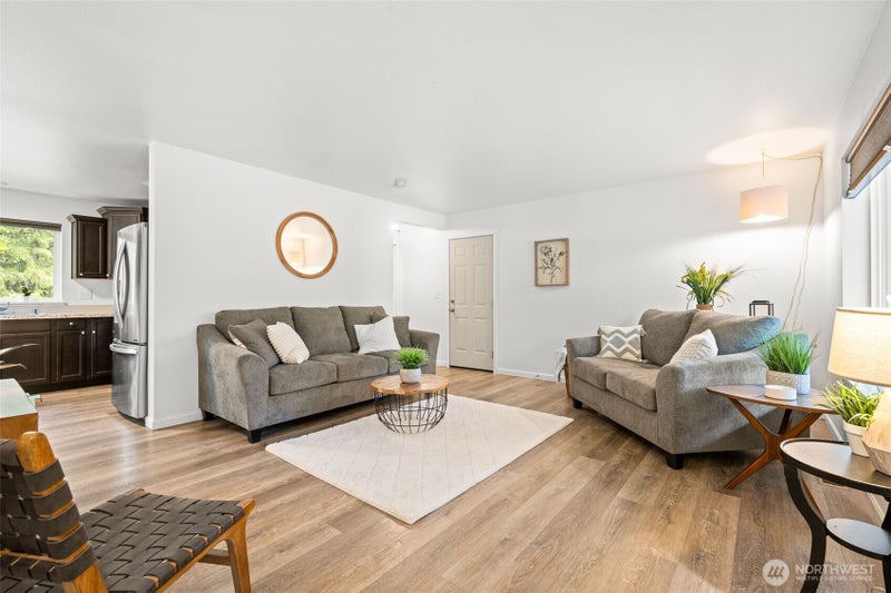 401 E Sunset Ridge Road