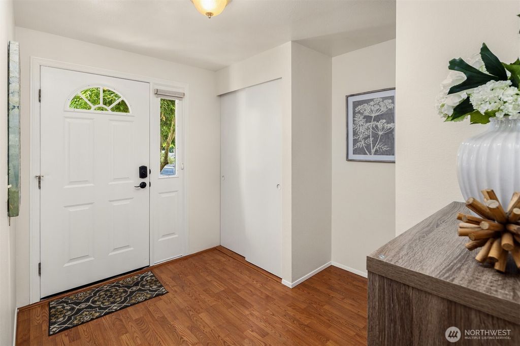 Photo of 15721 44th Avenue W #B3, Lynnwood, WA 98087 (MLS # 2523974)