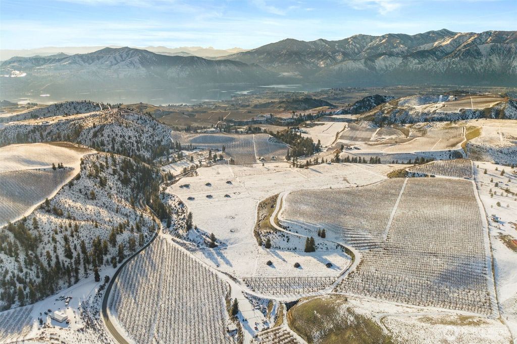 Photo of 762 Boyd Loop Road, Manson, WA 98831 (MLS # 2465826)