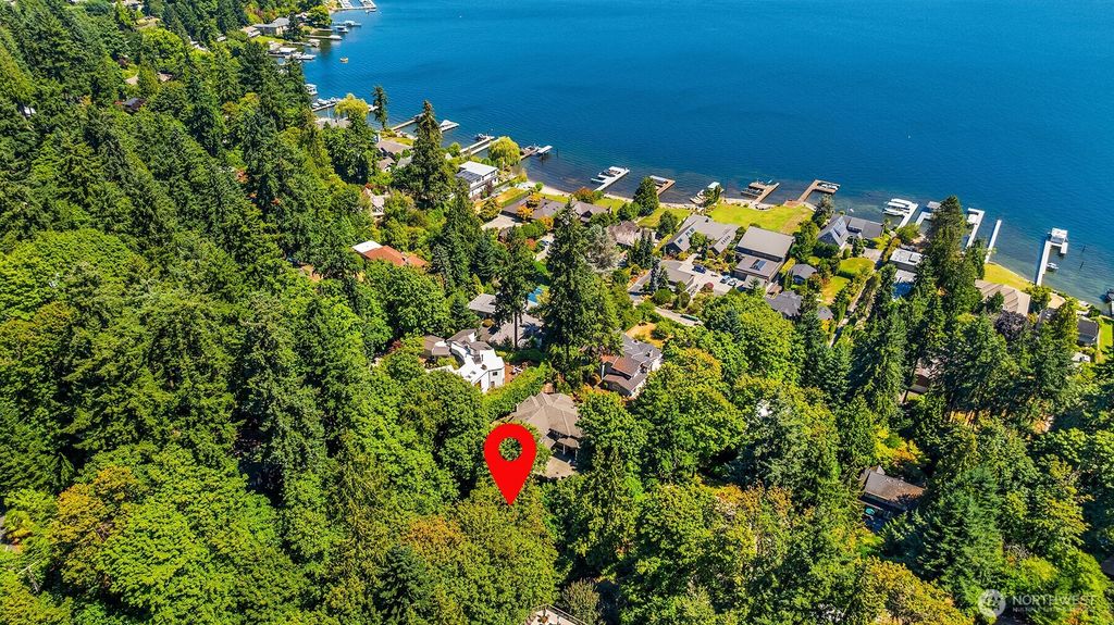 Photo of 44 xx Ferncroft Road, Mercer Island, WA 98040 (MLS # 2413377)