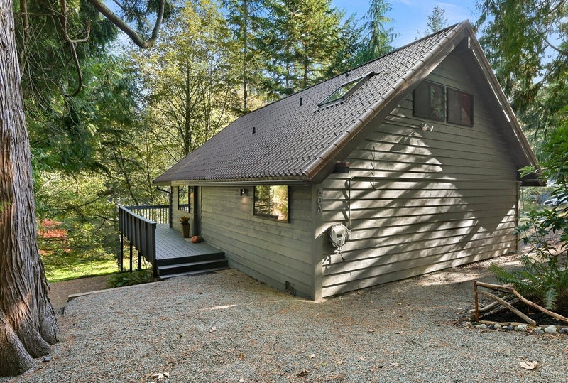 80 Windward Drive