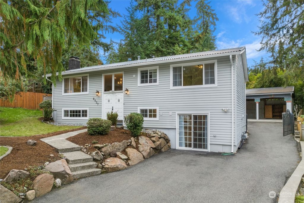 Photo of 8527 NE 135th Street, Kirkland, WA 98034 (MLS # 2172506)