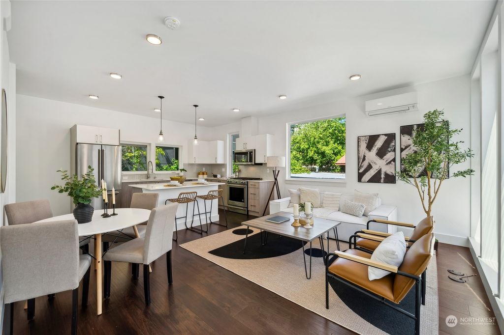 Photo of 4221 Fremont Avenue N #B, Seattle, WA 98103 (MLS # 2233642)