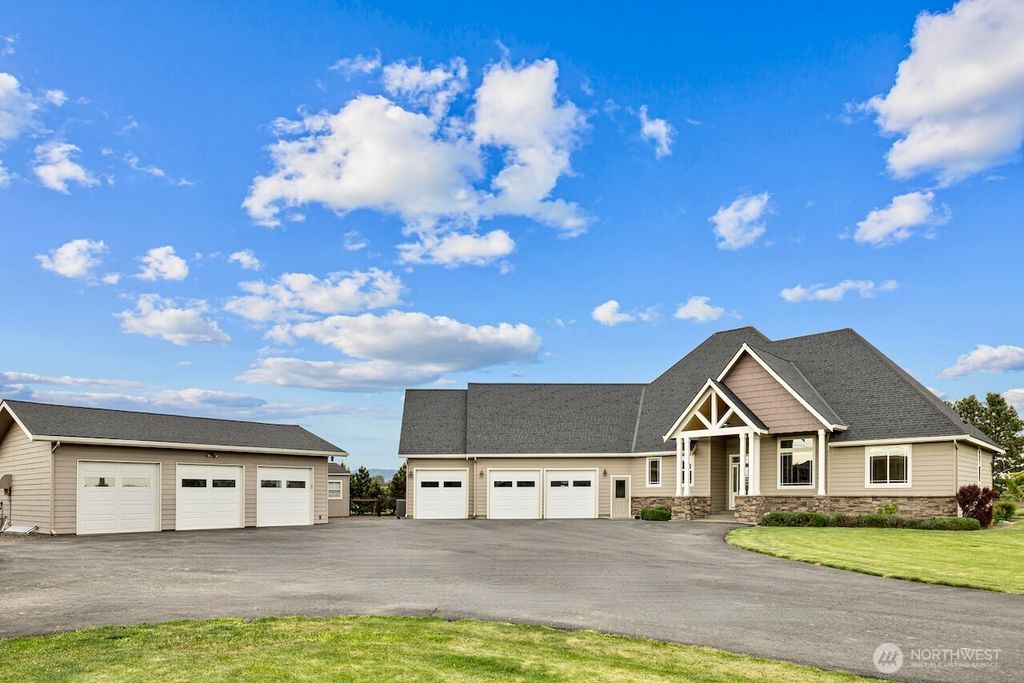 Photo of 670 Berry RD, Ellensburg, WA 98926 (MLS # 2521269)