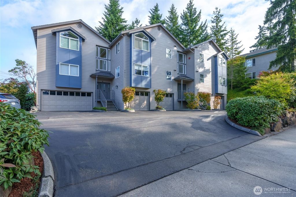 Photo of 5911 200th Street SW, Lynnwood, WA 98036 (MLS # 2500644)