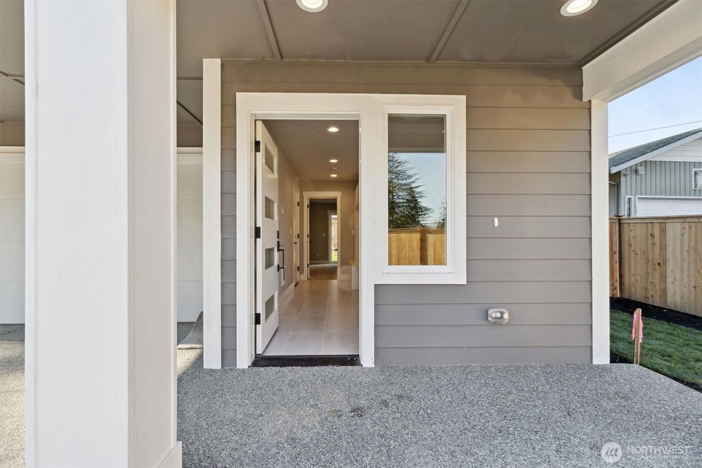 Photo of 17825 Wallingford Avenue N #A, Shoreline, WA 98133 (MLS # 2412031)
