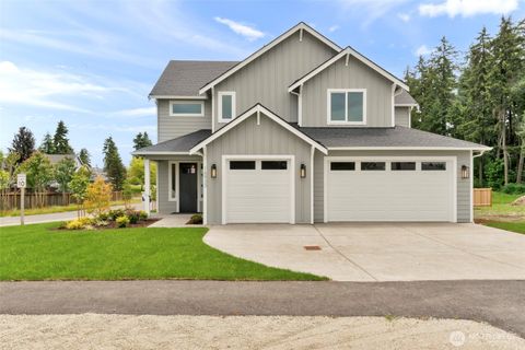 Photo of 16933 32nd Avenue E, Tacoma, WA 98446 (MLS # 2493147)